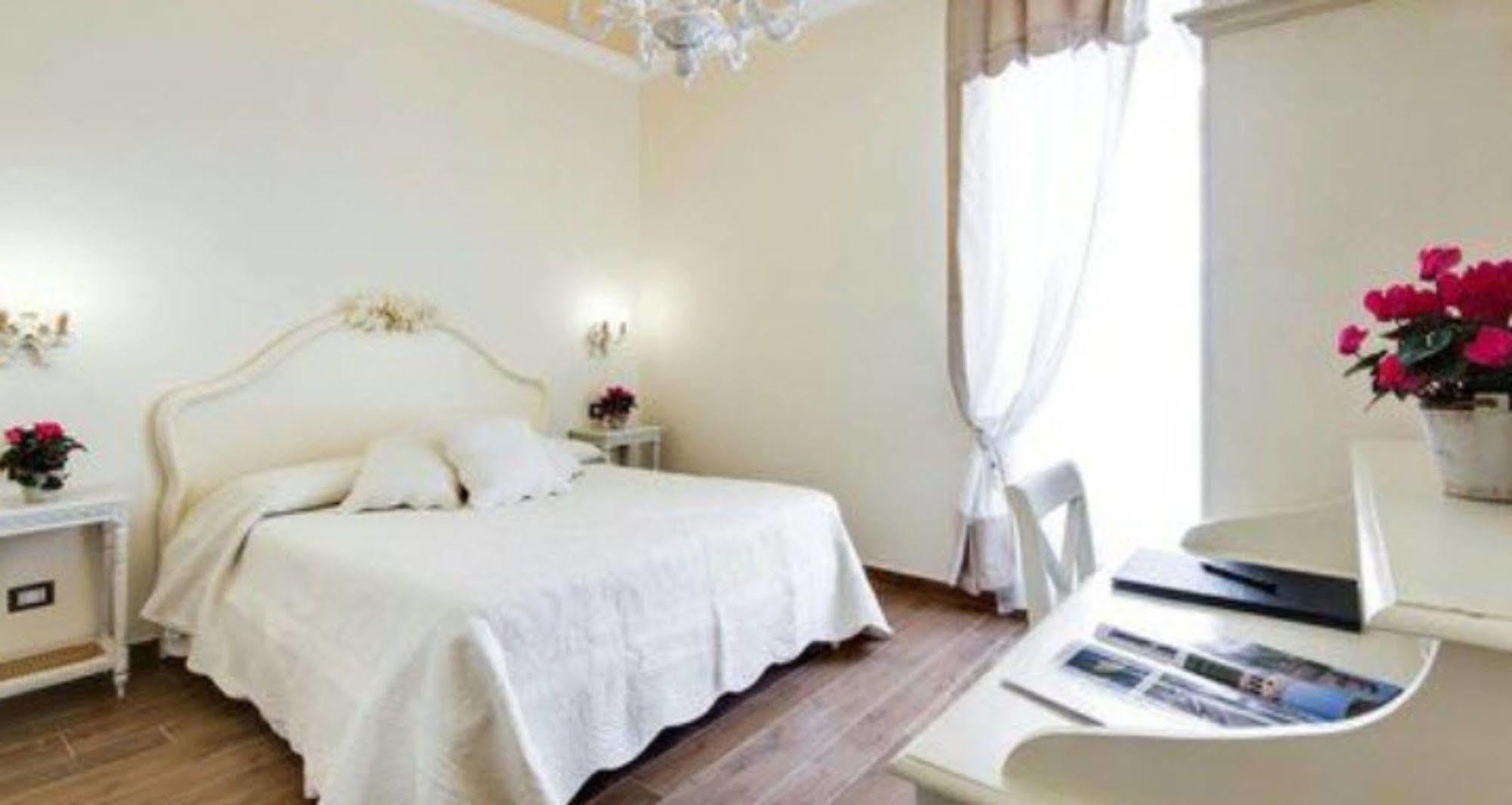 Lunaria Suites Rome Vaticano Dış mekan fotoğraf